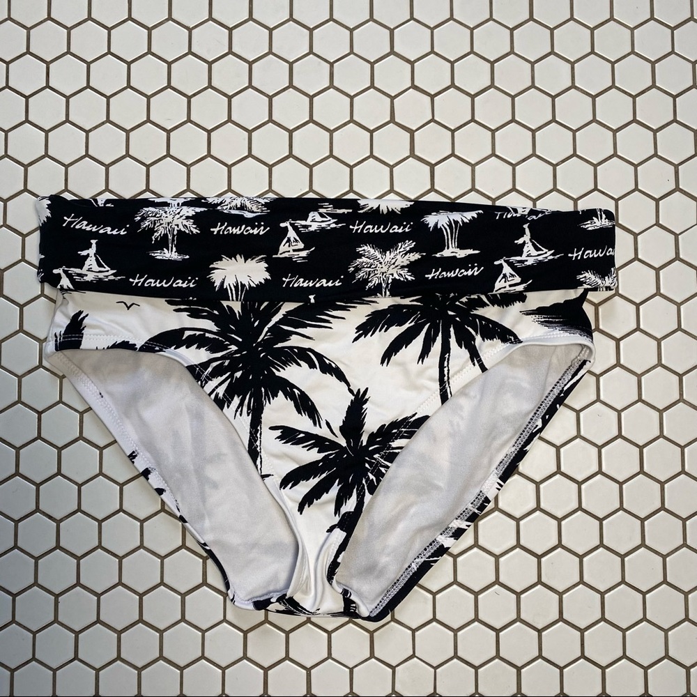 Tommy Bahama Black and White Bikini Bottom